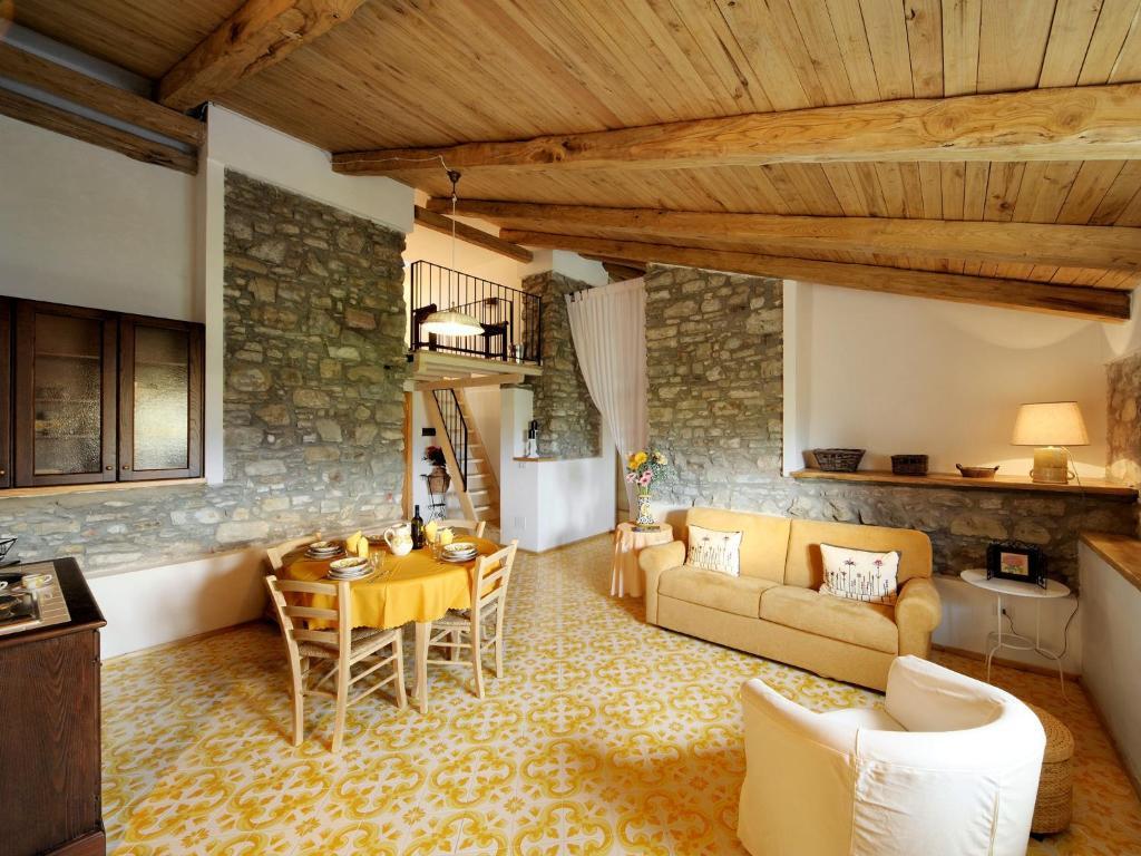 Residenza Matarazzo E Le Sue Soffitte Apartment Castellabate Room photo