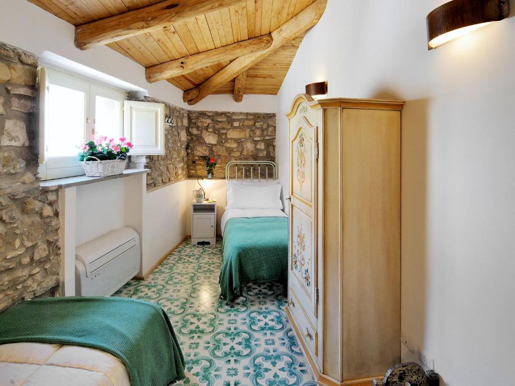 Residenza Matarazzo E Le Sue Soffitte Apartment Castellabate Room photo