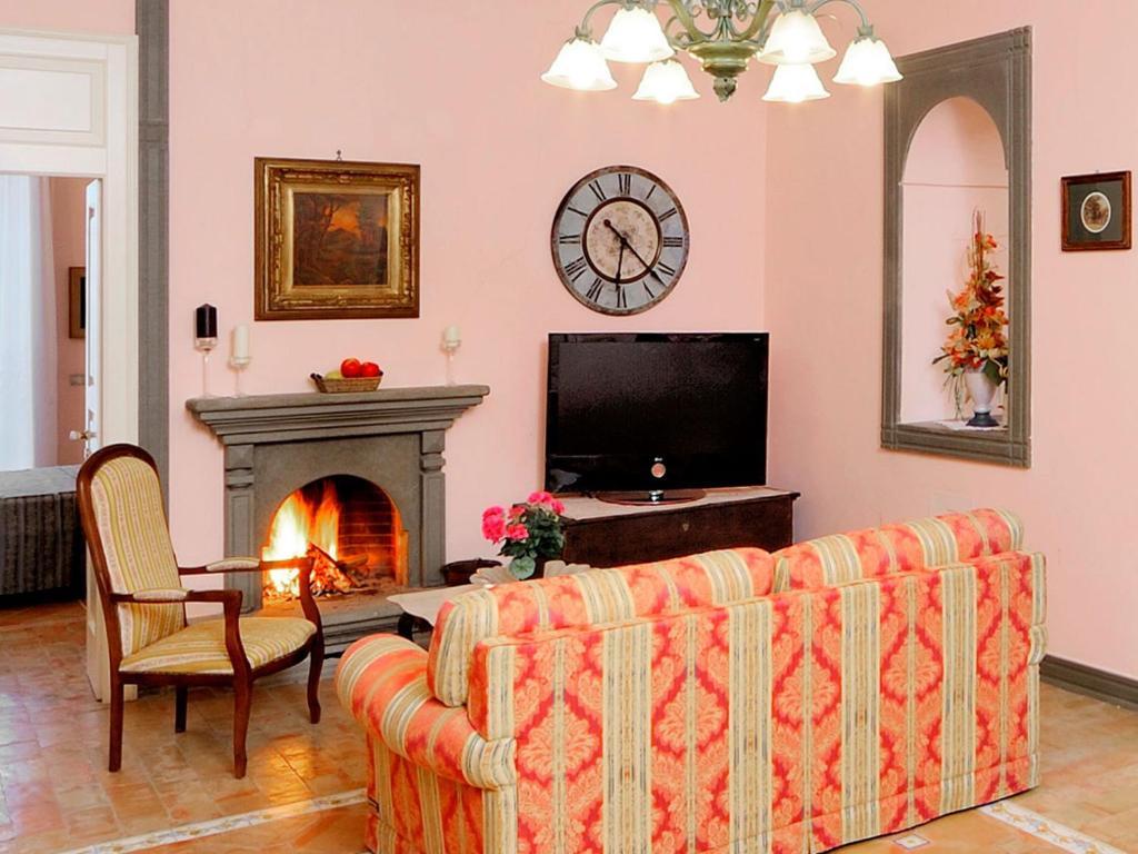 Residenza Matarazzo E Le Sue Soffitte Apartment Castellabate Room photo